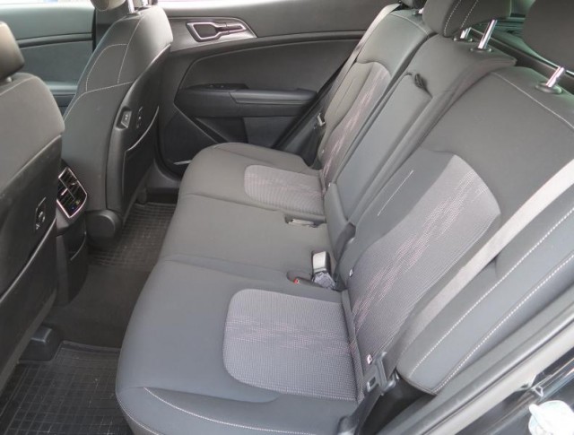 Kia Sportage  1.6 CRDi Gold