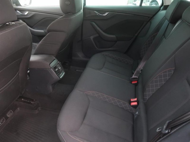 Škoda Kamiq  1.5 TSI 