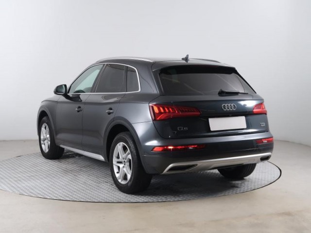 Audi Q5  2.0 TFSI 