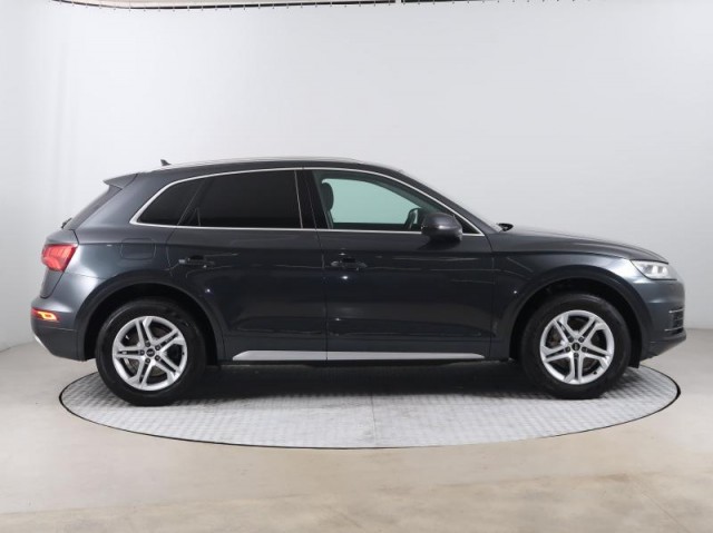 Audi Q5  2.0 TFSI 