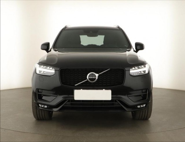 Volvo XC90  B5 AWD R-Design