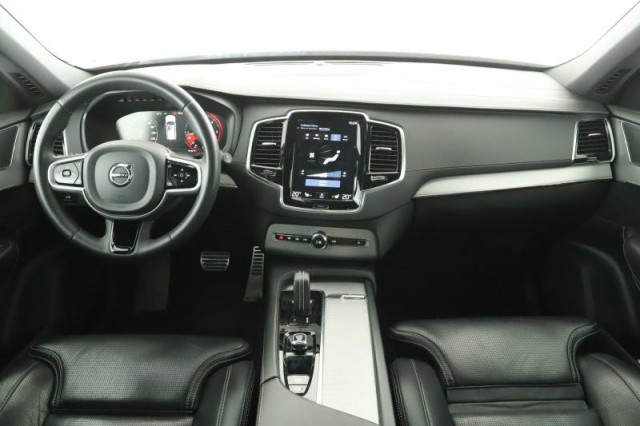 Volvo XC90  B5 AWD R-Design