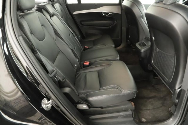 Volvo XC90  B5 AWD R-Design