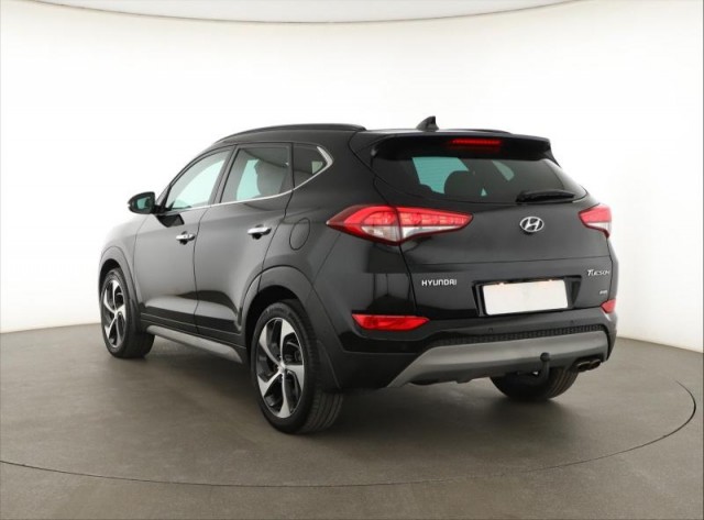 Hyundai Tucson  2.0 CRDi 