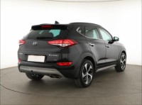 Hyundai Tucson  2.0 CRDi 