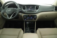 Hyundai Tucson  2.0 CRDi 