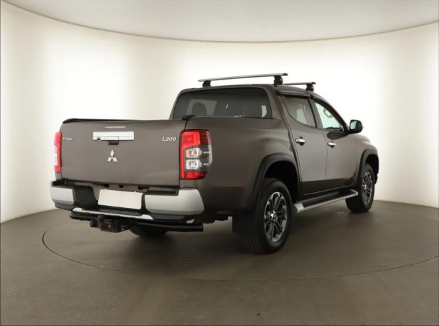 Mitsubishi L200  2.2 DI-D 