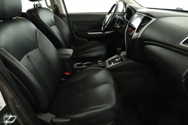 Mitsubishi L200  2.2 DI-D 