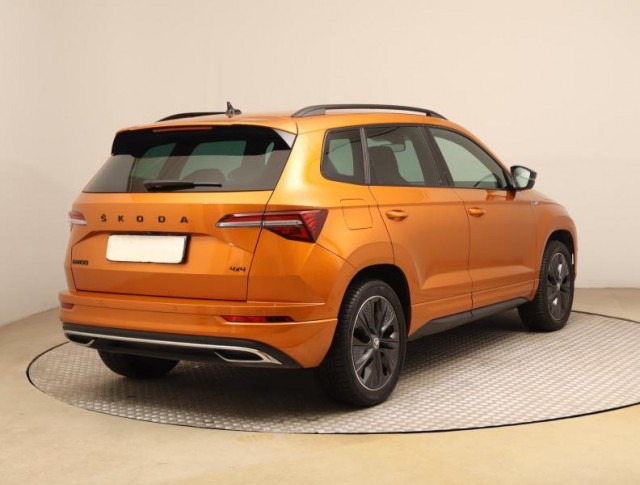 Škoda Karoq  2.0 TSI Sportline