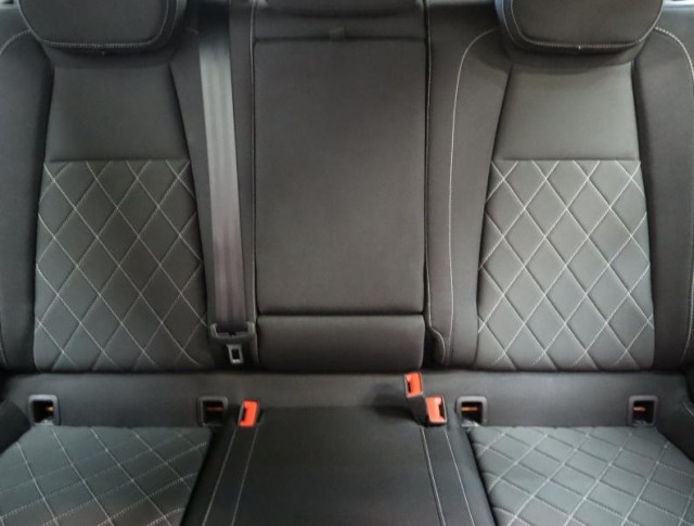 Škoda Karoq  2.0 TSI Sportline