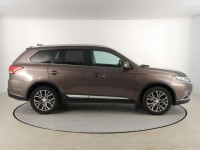 Mitsubishi Outlander  2.0 