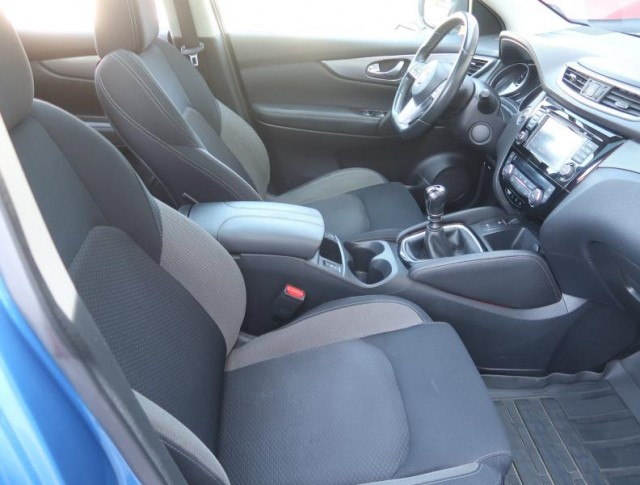 Nissan Qashqai  1.3 DIG-T Acenta