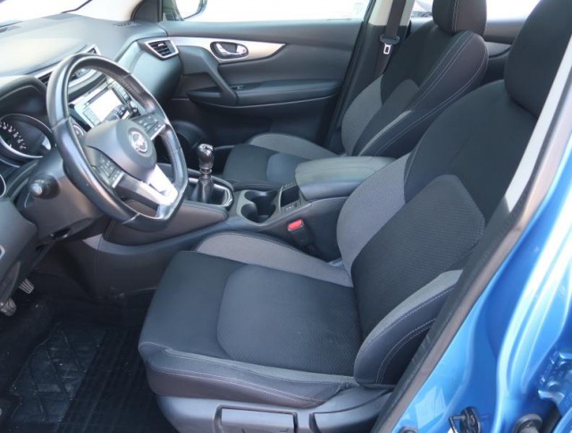 Nissan Qashqai  1.3 DIG-T Acenta