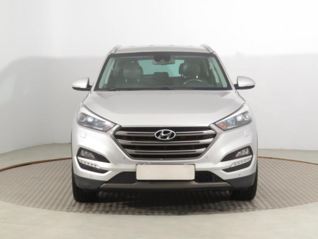 Hyundai Tucson  2.0 CRDi 