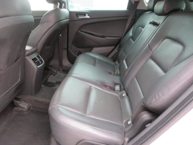 Hyundai Tucson  2.0 CRDi 