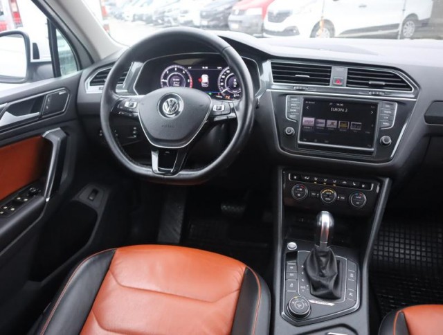 Volkswagen Tiguan  2.0 BiTDI R-Line