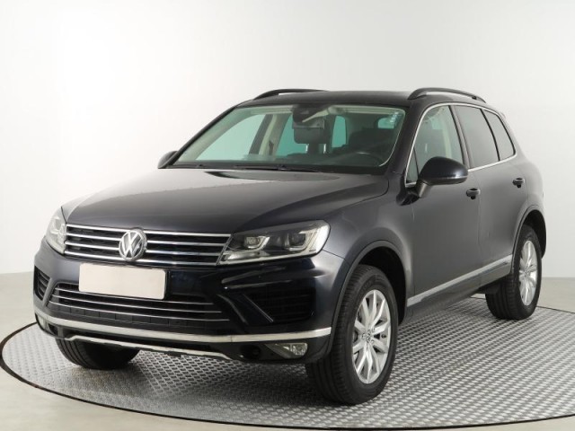 Volkswagen Touareg  3.0 TDI Business
