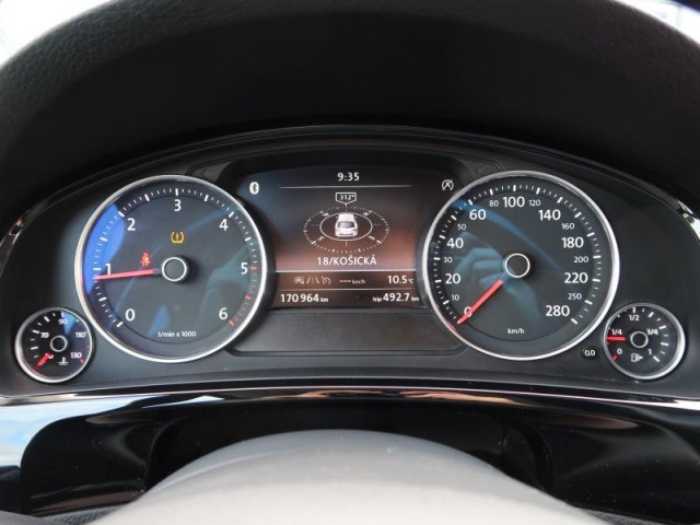 Volkswagen Touareg  3.0 TDI Business