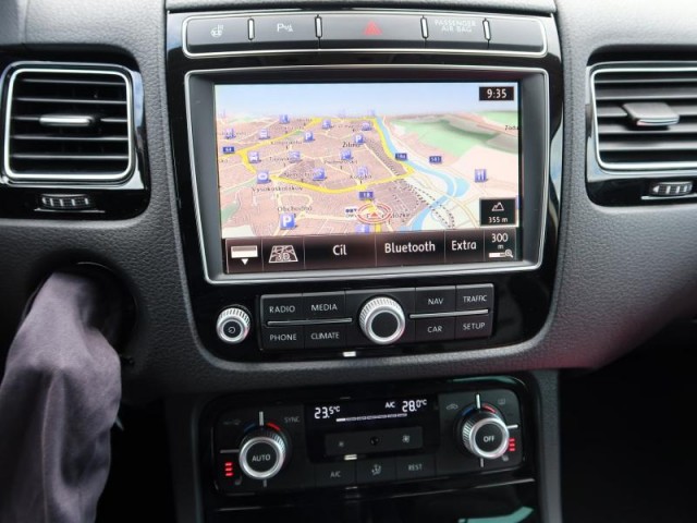 Volkswagen Touareg  3.0 TDI Business