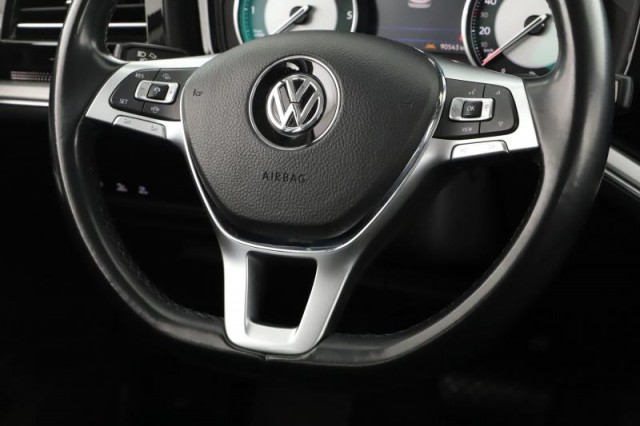 Volkswagen Touareg  3.0 TDI 