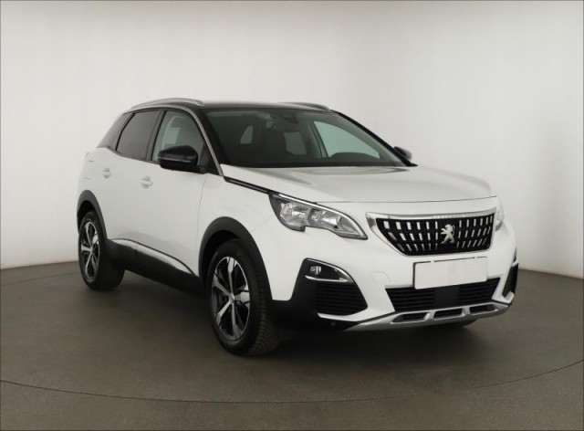 Peugeot 3008  1.2 PureTech Allure