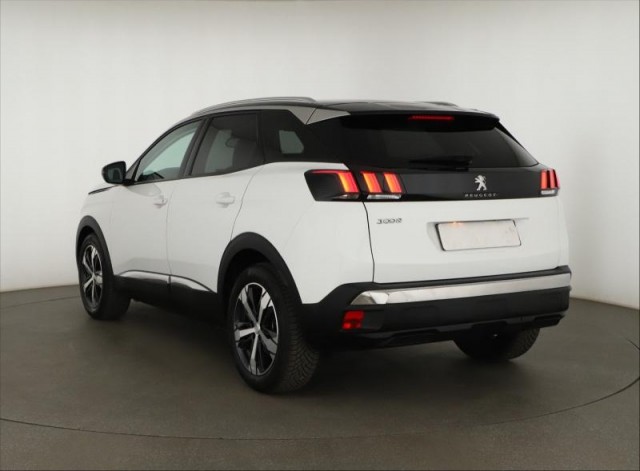 Peugeot 3008  1.2 PureTech Allure