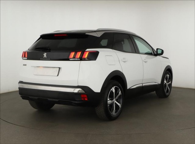 Peugeot 3008  1.2 PureTech Allure