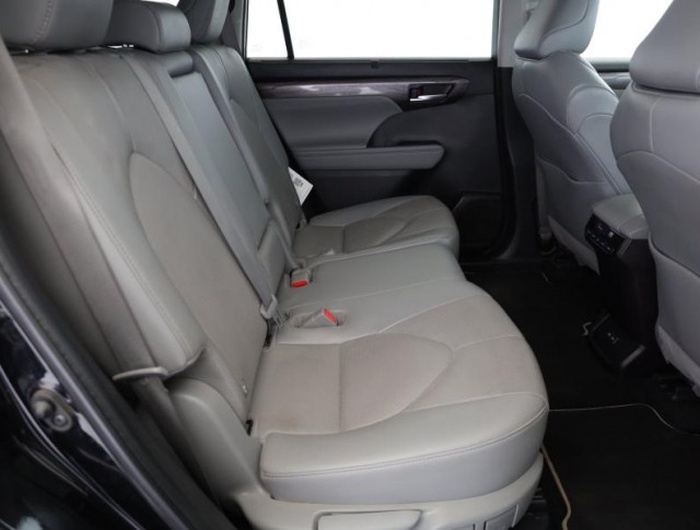 Toyota Highlander  2.5 Hybrid 