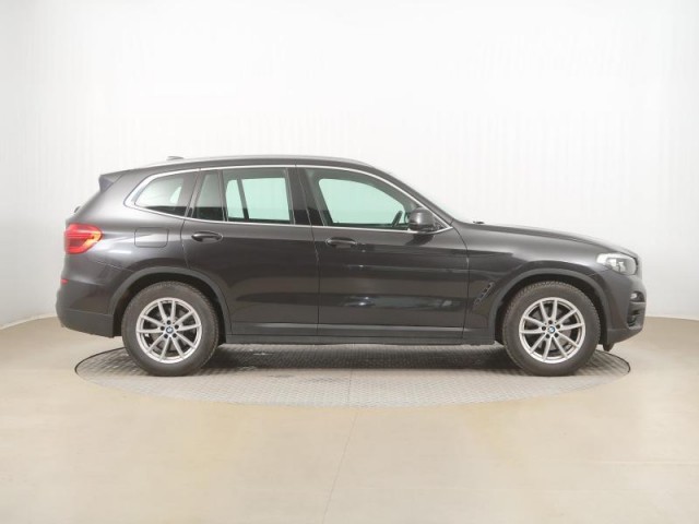BMW X3  sDrive18d 