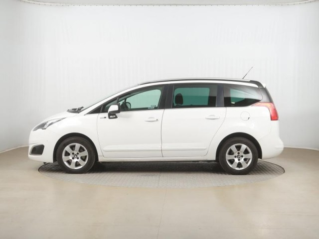 Peugeot 5008  2.0 BlueHDi 