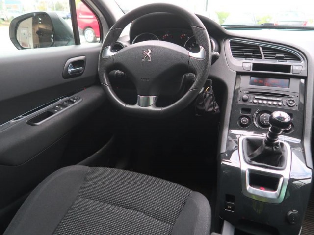 Peugeot 5008  2.0 BlueHDi 