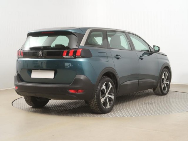 Peugeot 5008  1.5 BlueHDi 