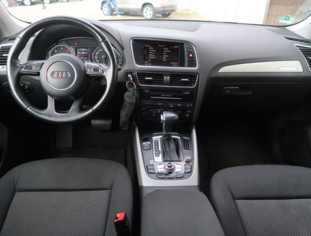 Audi Q5  2.0 TDI 