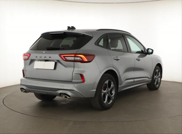 Ford Kuga  1.5 EcoBoost ST-Line