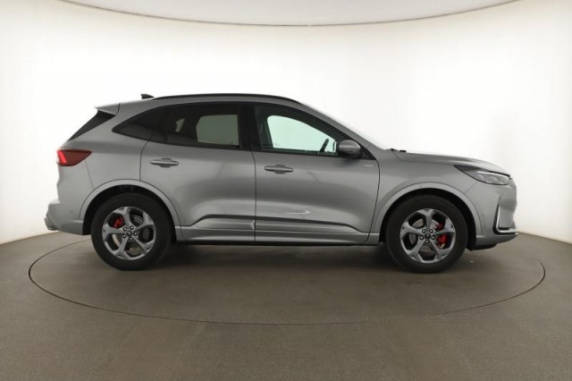 Ford Kuga  1.5 EcoBoost ST-Line