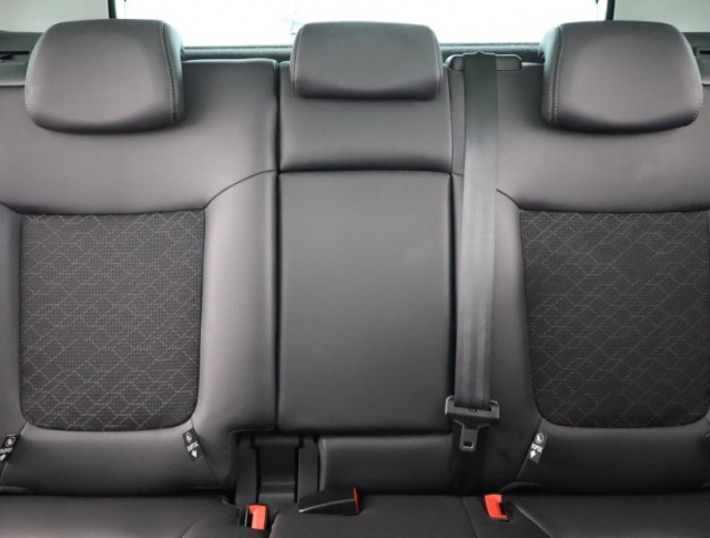 Peugeot 3008  1.6 HDi 