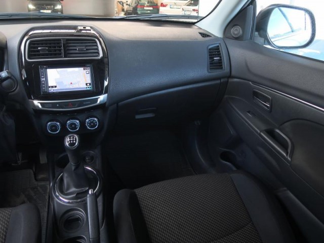 Mitsubishi ASX  1.6 MIVEC 