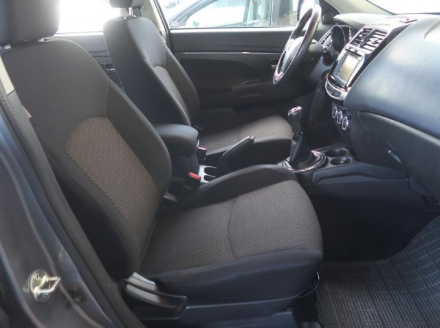 Mitsubishi ASX  1.6 MIVEC 