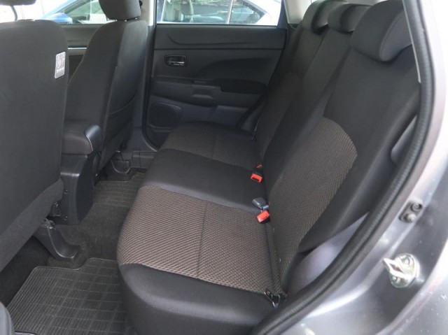 Mitsubishi ASX  1.6 MIVEC 