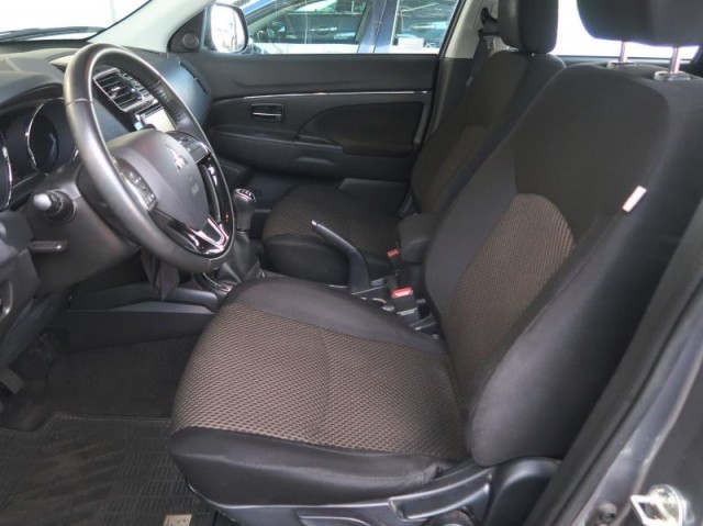 Mitsubishi ASX  1.6 MIVEC 