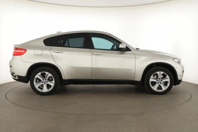 BMW X6  xDrive40d 