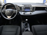 Toyota RAV 4  2.0 VVT-i 