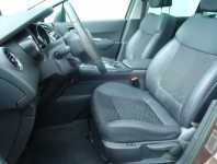Peugeot 3008  1.6 HDi 
