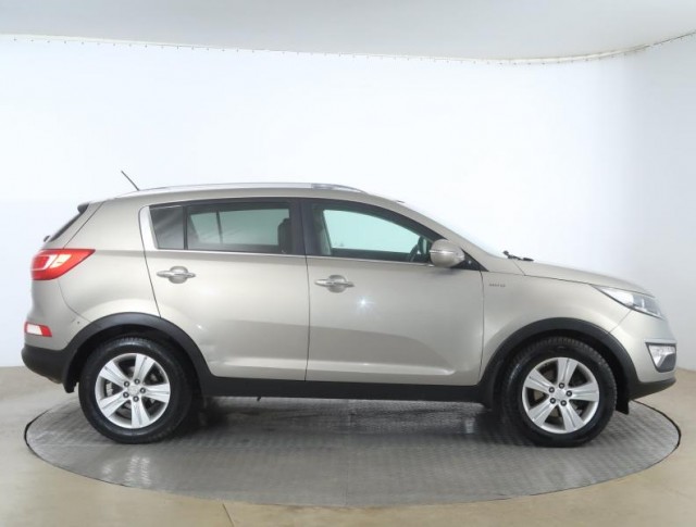 Kia Sportage  2.0 CRDi 
