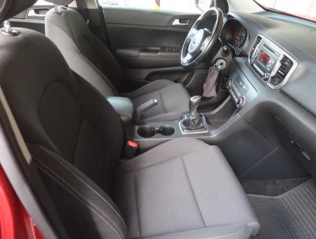 Kia Sportage  1.6 GDI Silver