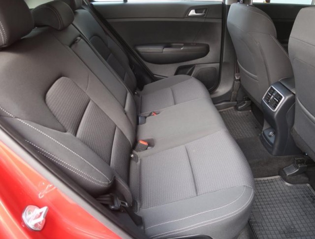 Kia Sportage  1.6 GDI Silver