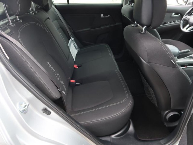 Kia Sportage  2.0 CRDi Comfort