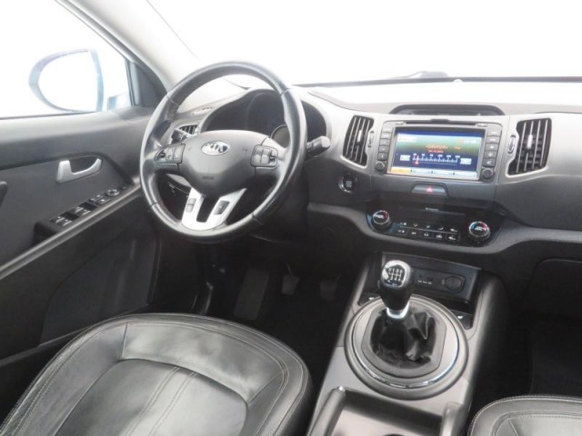 Kia Sportage  2.0 CRDi 