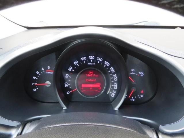 Kia Sportage  2.0 CRDi 