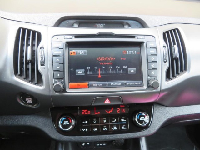 Kia Sportage  2.0 CRDi 